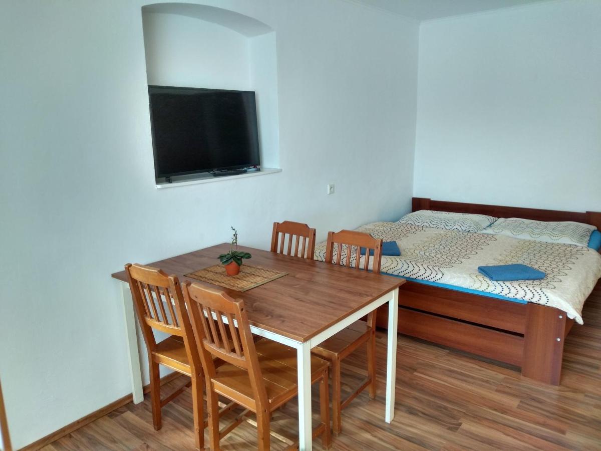 Apartments U Cara Ческе-Будеёвице Экстерьер фото